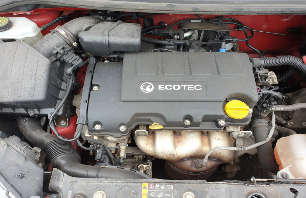 Vauxhall Adam Rocks Air Engine petrol